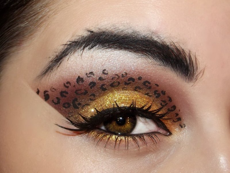 animal print eye shadow